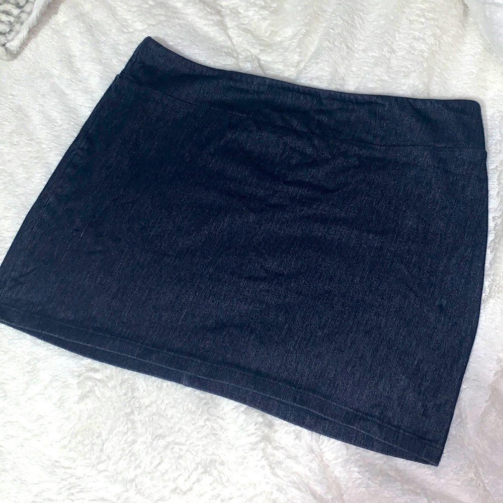 Denim skirt
